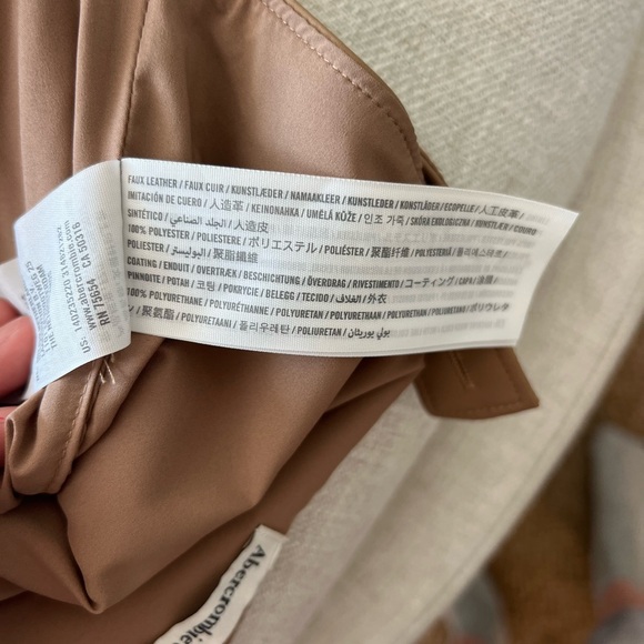 Abercrombie & Fitch Faux Leather Tan Corset Crop Top Size Small A&F - Picture 8 of 8